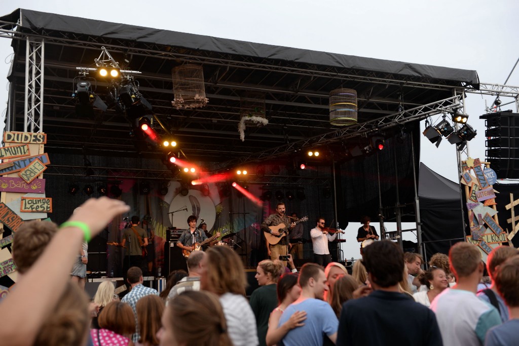 ../Images/Loungefest 2015 0714.jpg